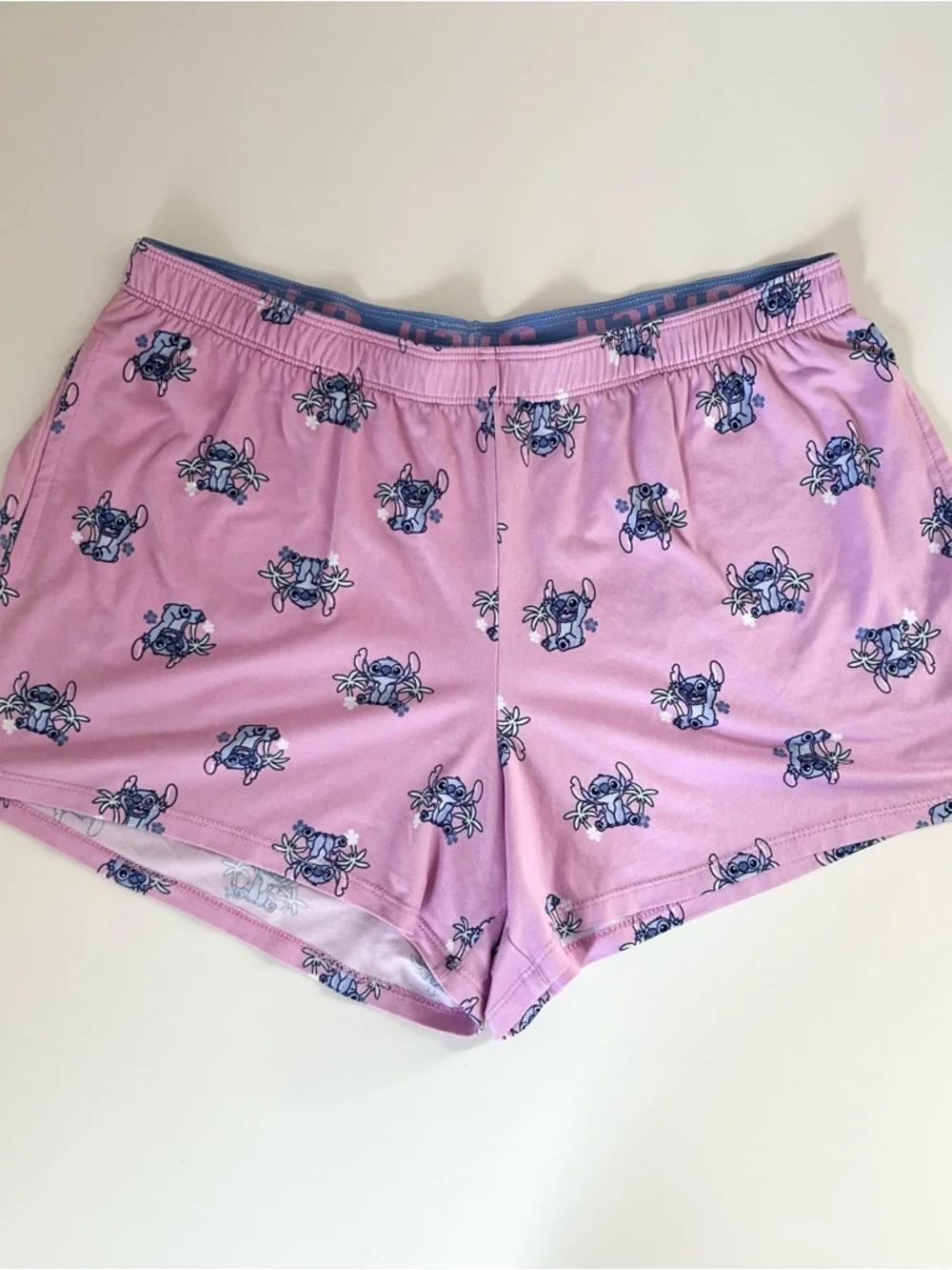 Disney Stitch Women’s Pink Pajama Shorts - Picture 1 of 4